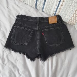 LEVIS 501® Original High Rise Distressed Fringe Charcoal Black Wash  Shorts